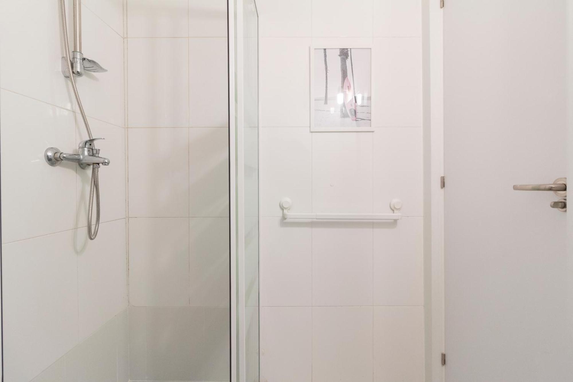 Ronda De Valencia Apartamento Madrid Esterno foto