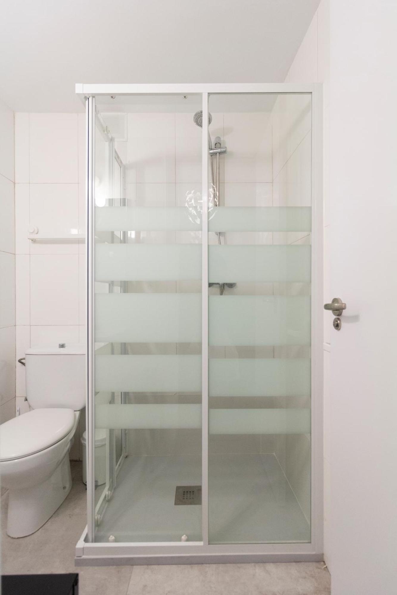Ronda De Valencia Apartamento Madrid Esterno foto