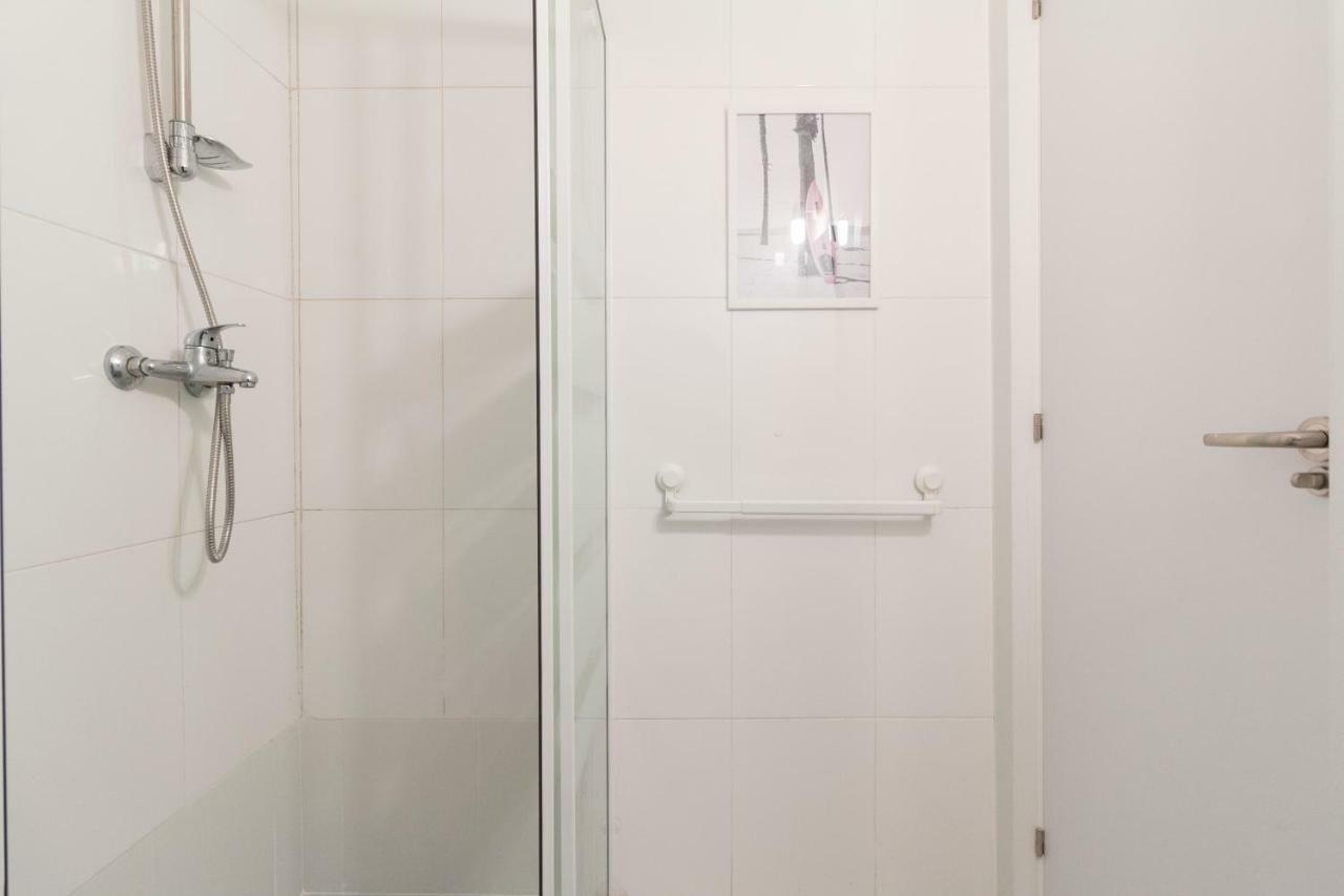Ronda De Valencia Apartamento Madrid Esterno foto