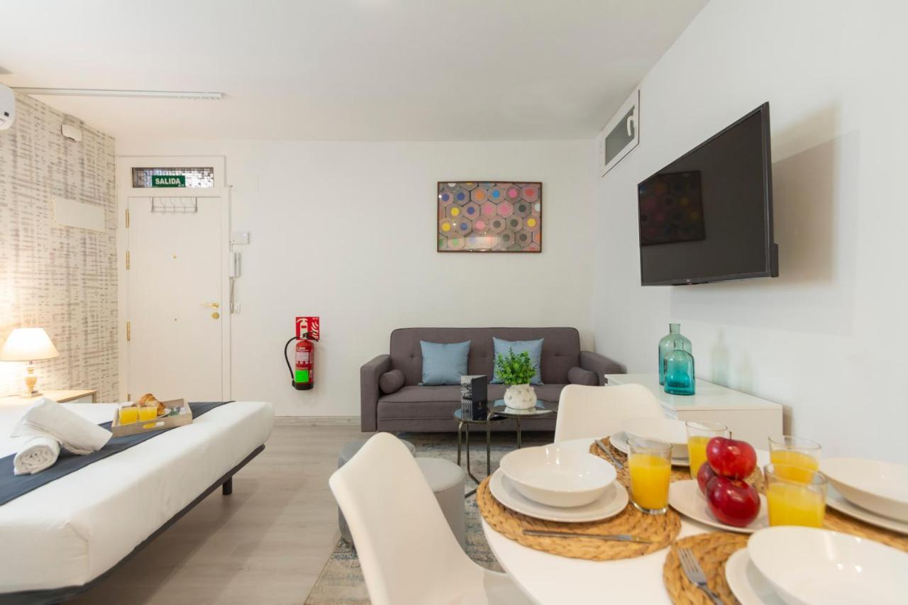 Ronda De Valencia Apartamento Madrid Esterno foto