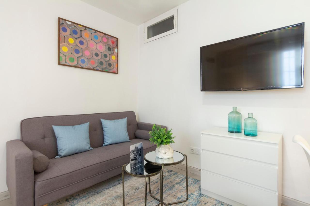 Ronda De Valencia Apartamento Madrid Esterno foto
